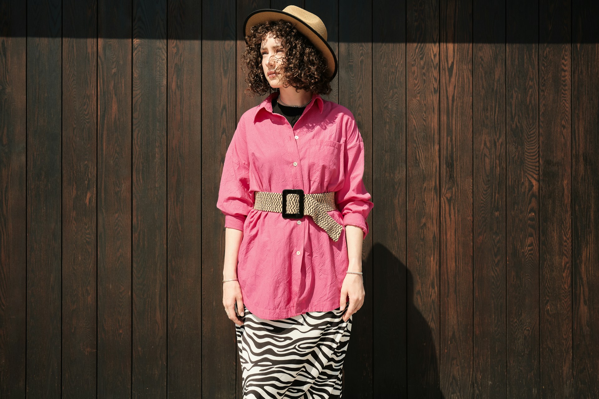 Jak dobrać buty do outfitu w stylu safari?